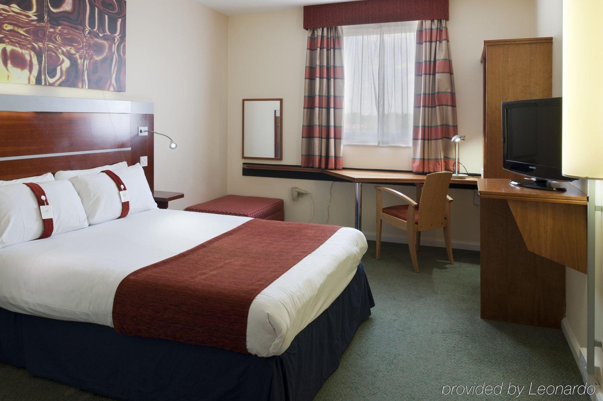 Holiday Inn Express Burton On Trent, An Ihg Hotel Eksteriør billede
